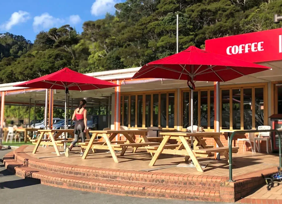 quality cafe umbrella in red